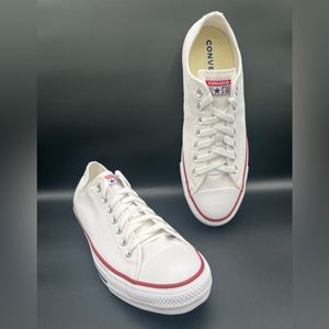 Converse low cut white/red mens size 8.5 women’s size 10.5